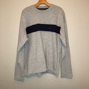 Nike Men’s Crew Neck Pullover Color Block Shirt M